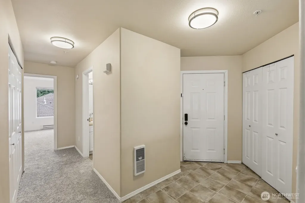 10025 9th Avenue W Everett WA 98204
