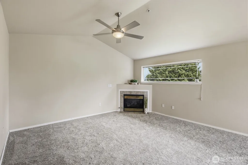 10025 9th Avenue W Everett WA 98204