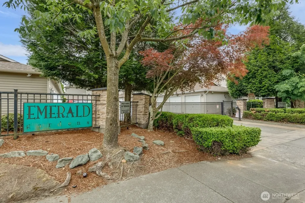 10025 9th Avenue W Everett WA 98204