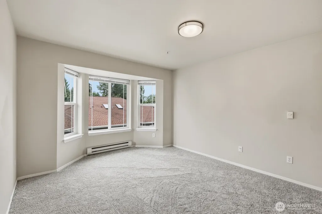 10025 9th Avenue W Everett WA 98204
