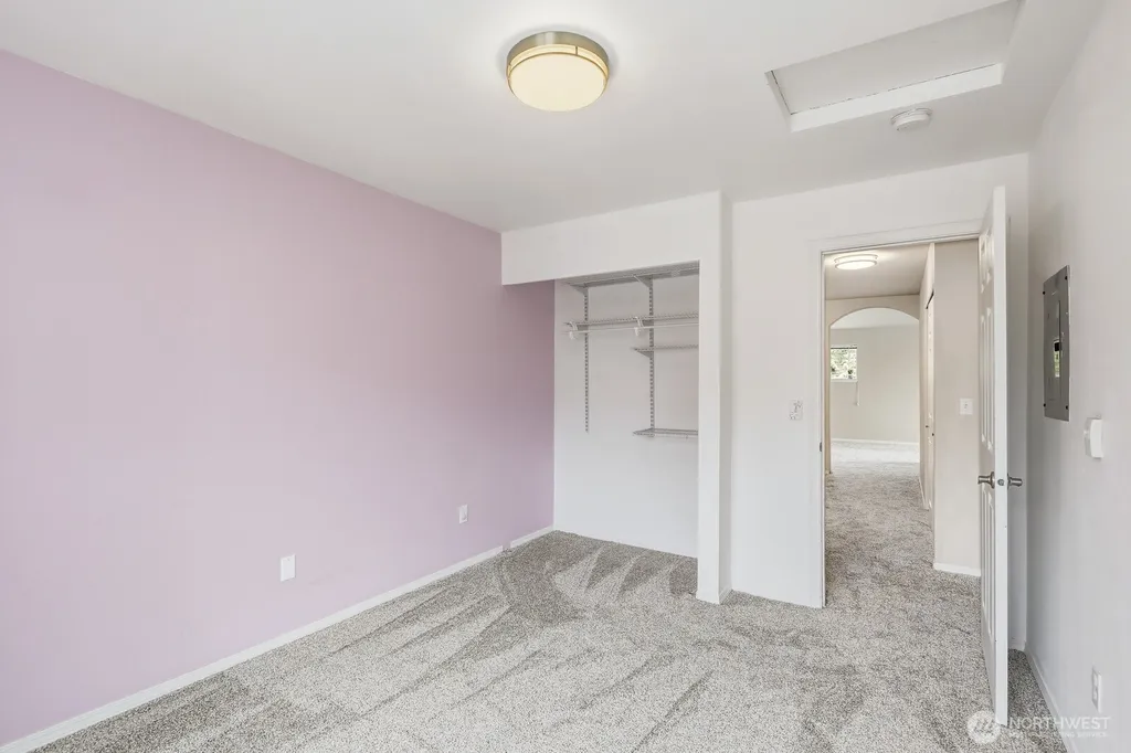 10025 9th Avenue W Everett WA 98204