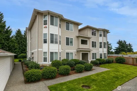 10025 9th Avenue W Everett WA 98204