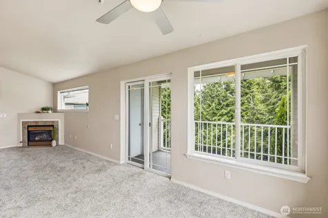 10025 9th Avenue W Everett WA 98204