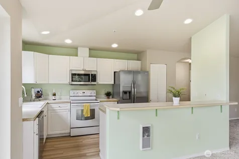 10025 9th Avenue W Everett WA 98204