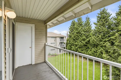 10025 9th Avenue W Everett WA 98204