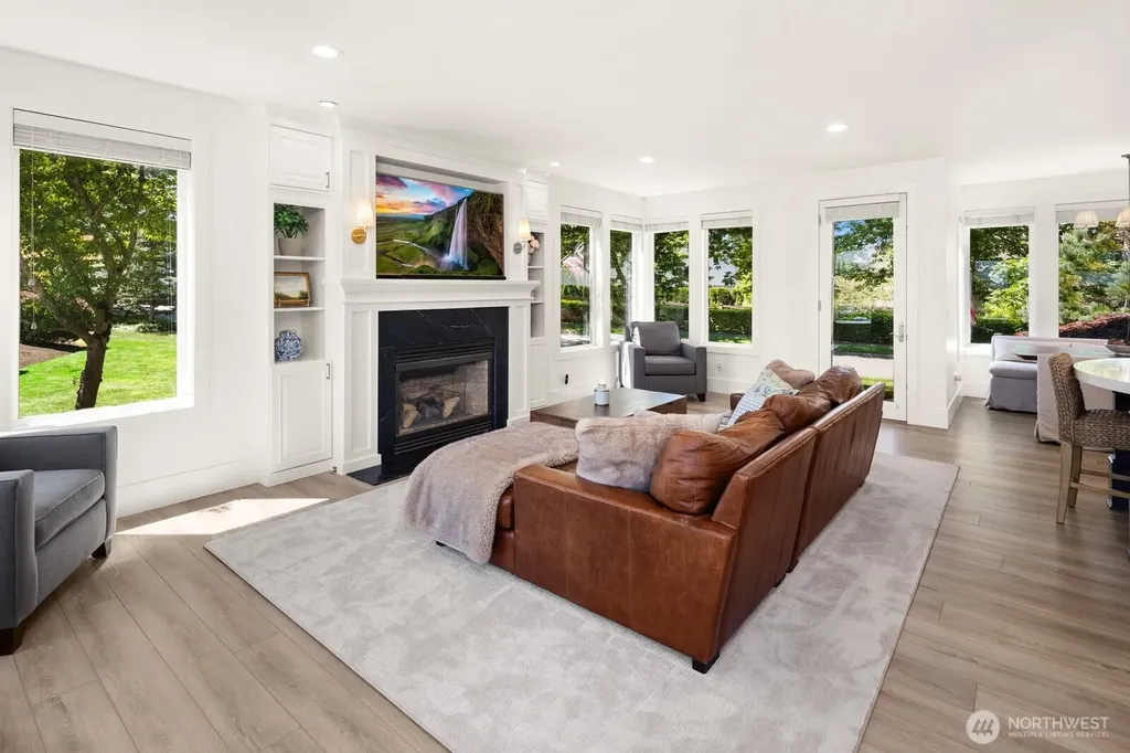 6924 Fairway Avenue SE Snoqualmie WA 98065
