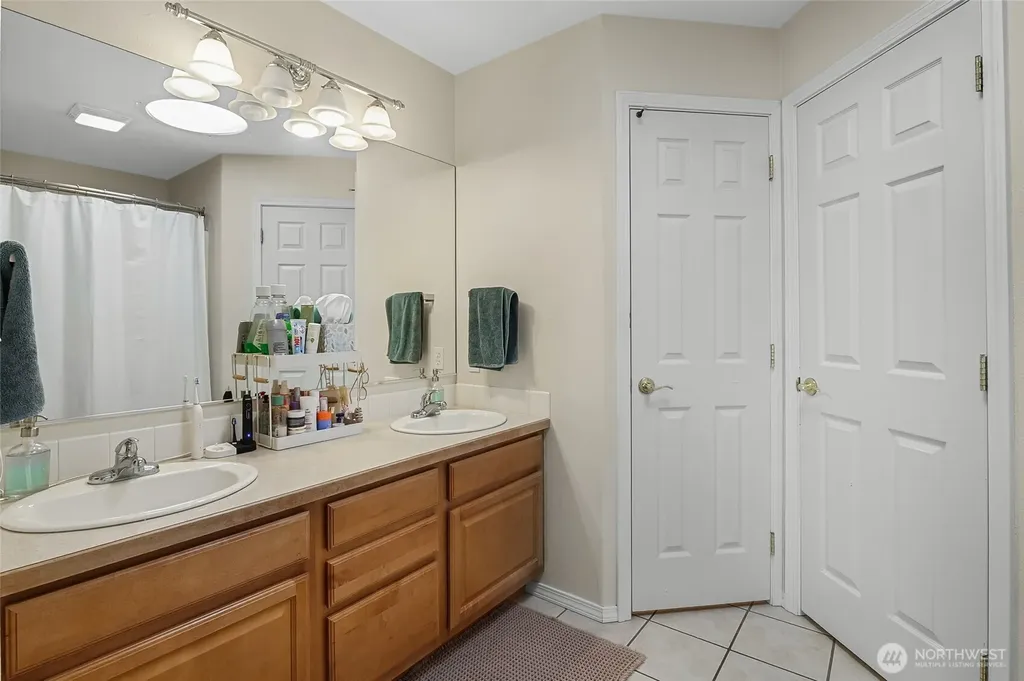 510 E Quintanilla Drive Moses Lake WA 98837