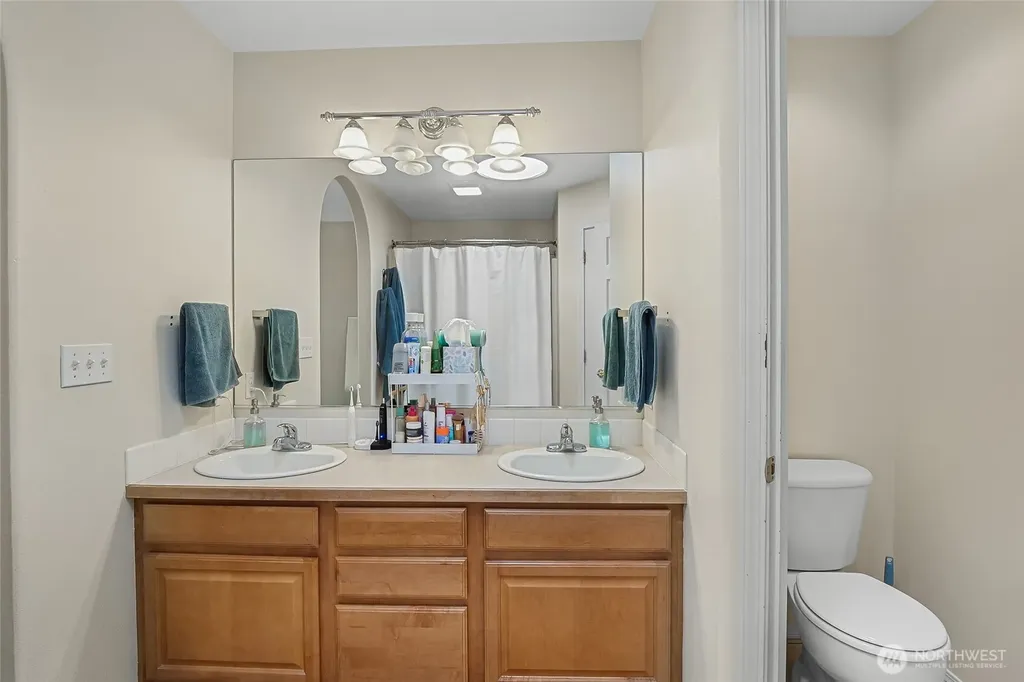 510 E Quintanilla Drive Moses Lake WA 98837