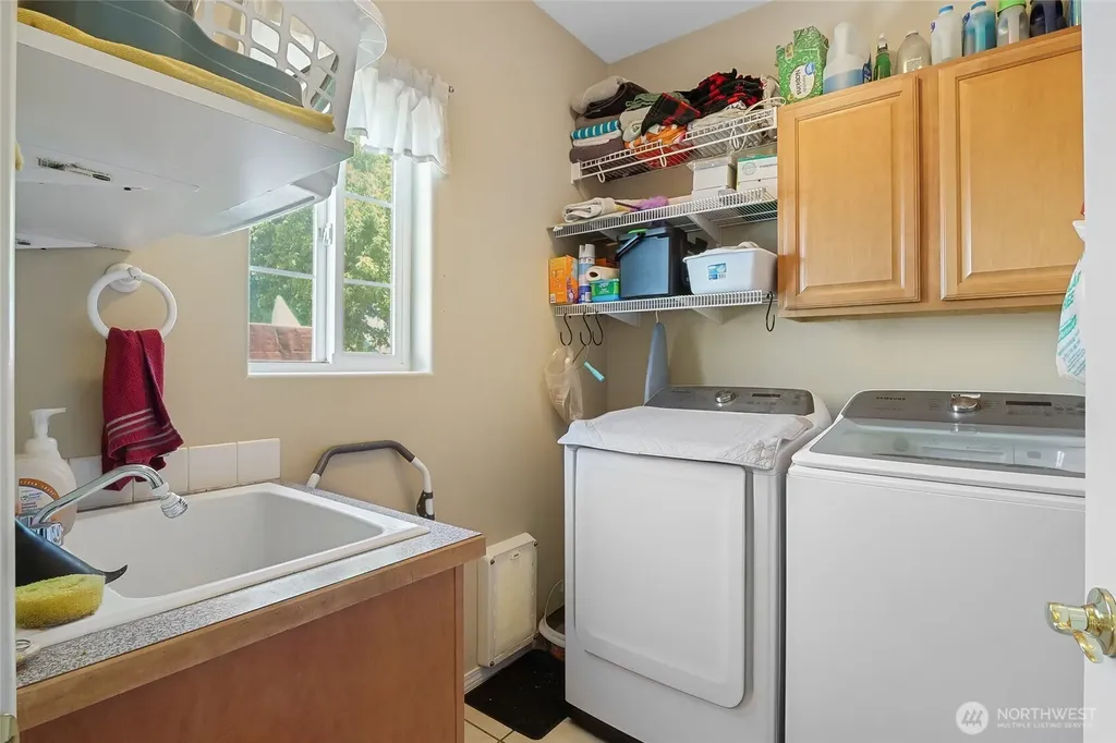510 E Quintanilla Drive Moses Lake WA 98837