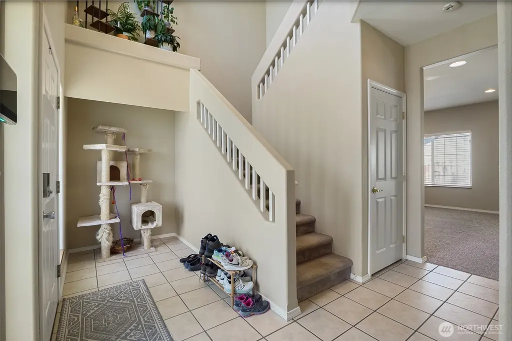 510 E Quintanilla Drive Moses Lake WA 98837
