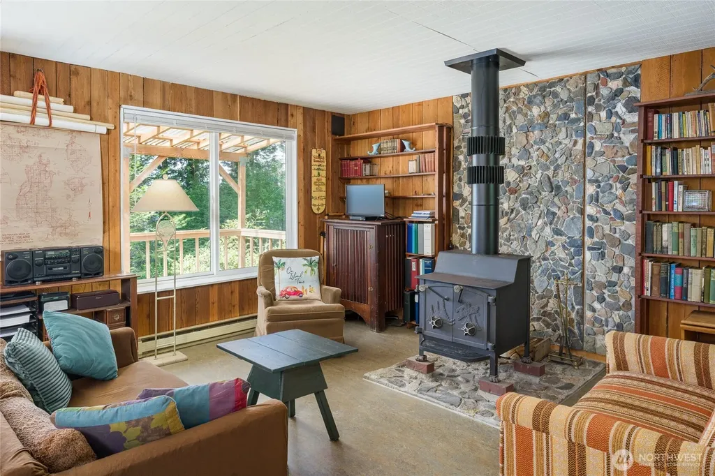 304 Frances Lane Lopez Island WA 98261