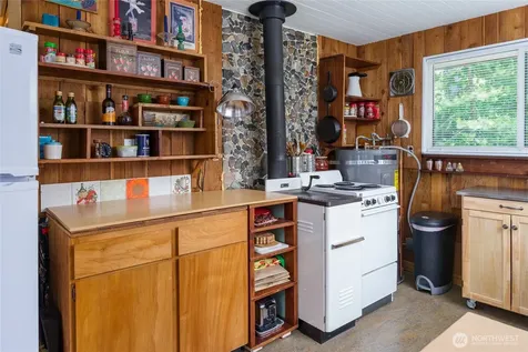 304 Frances Lane Lopez Island WA 98261