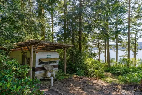 304 Frances Lane Lopez Island WA 98261