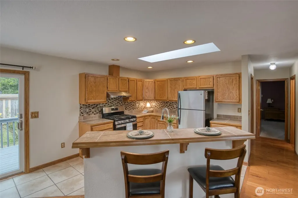 602 Huckleberry Court SE Ocean Shores WA 98569