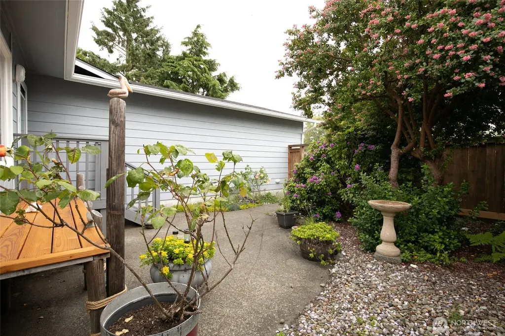 602 Huckleberry Court SE Ocean Shores WA 98569