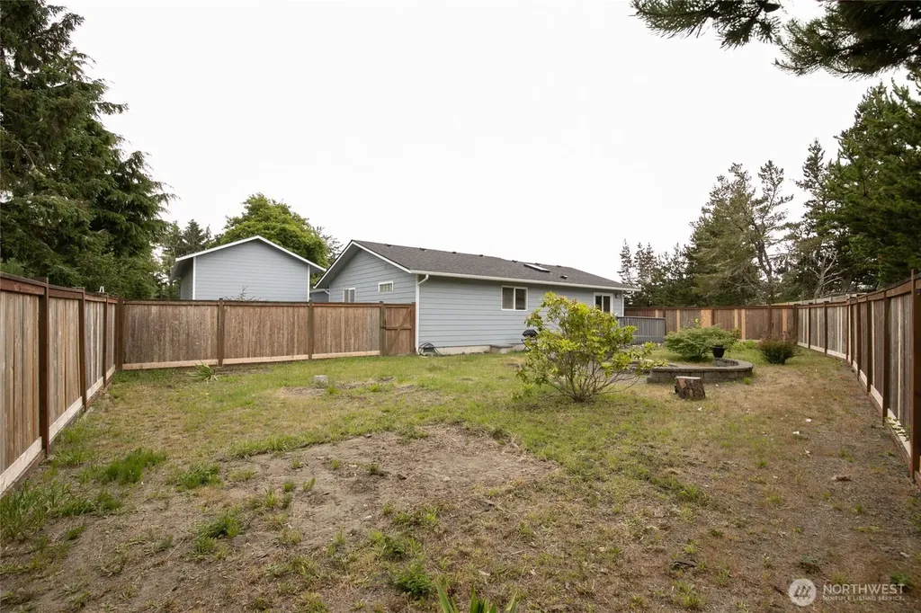 602 Huckleberry Court SE Ocean Shores WA 98569