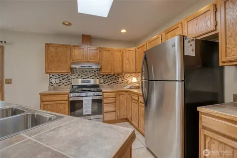 602 Huckleberry Court SE Ocean Shores WA 98569