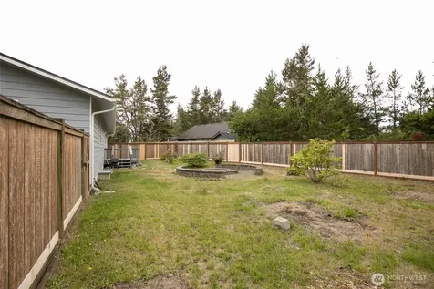 602 Huckleberry Court SE Ocean Shores WA 98569