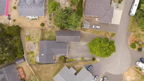 602 Huckleberry Court SE Ocean Shores WA 98569