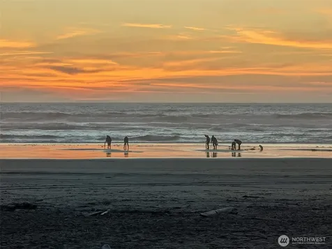 602 Huckleberry Court SE Ocean Shores WA 98569