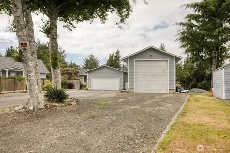 602 Huckleberry Court SE Ocean Shores WA 98569