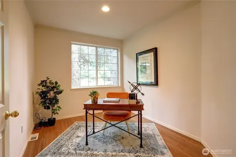 18654 NE 56th Court Redmond WA 98052