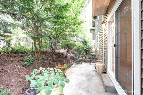 18654 NE 56th Court Redmond WA 98052