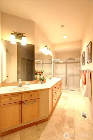 18654 NE 56th Court Redmond WA 98052