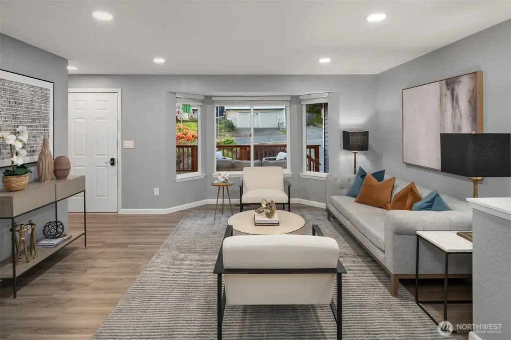 14328 85th Place NE Kirkland WA 98034