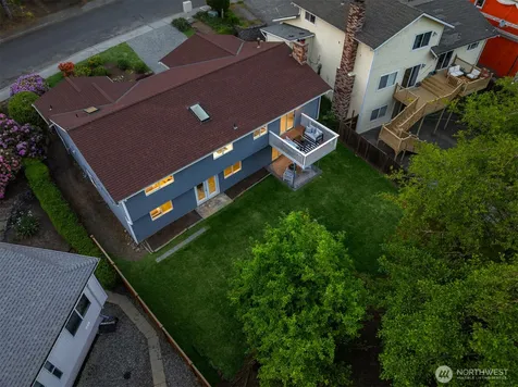 14328 85th Place NE Kirkland WA 98034