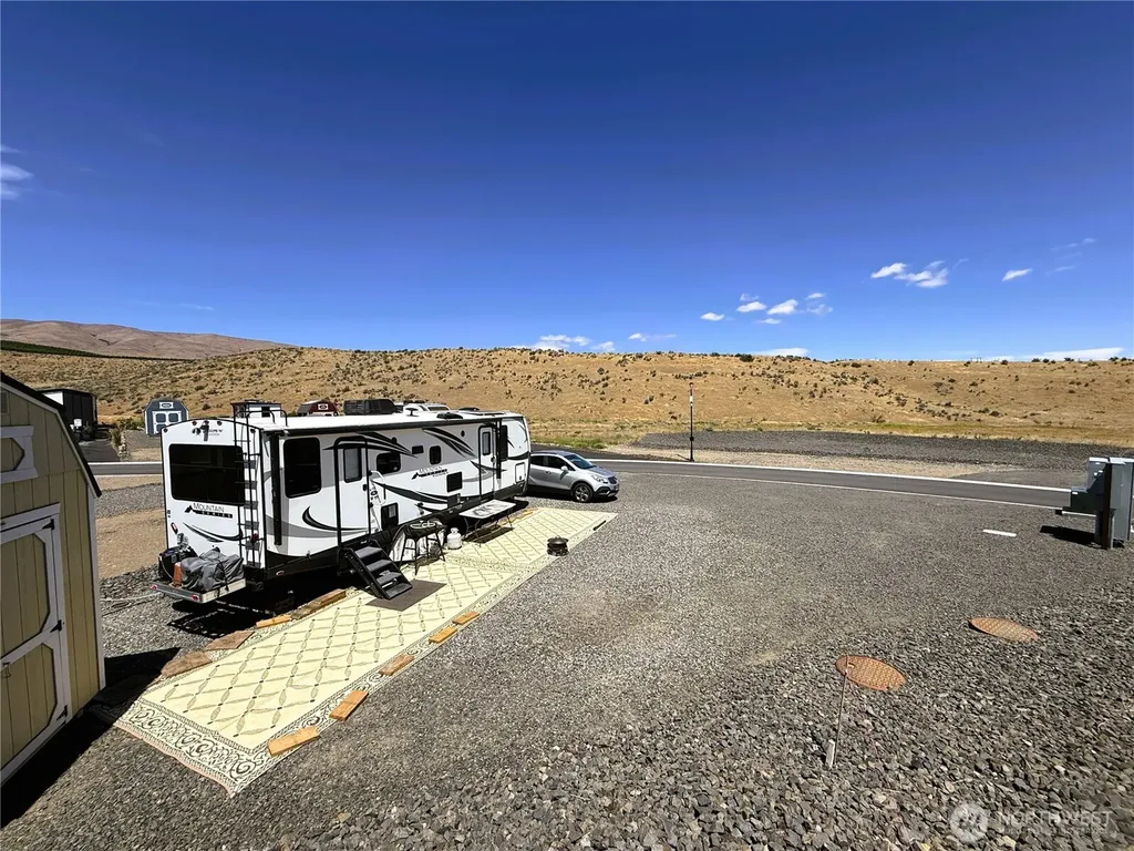 1769 Naches Wenas Road Selah WA 98942