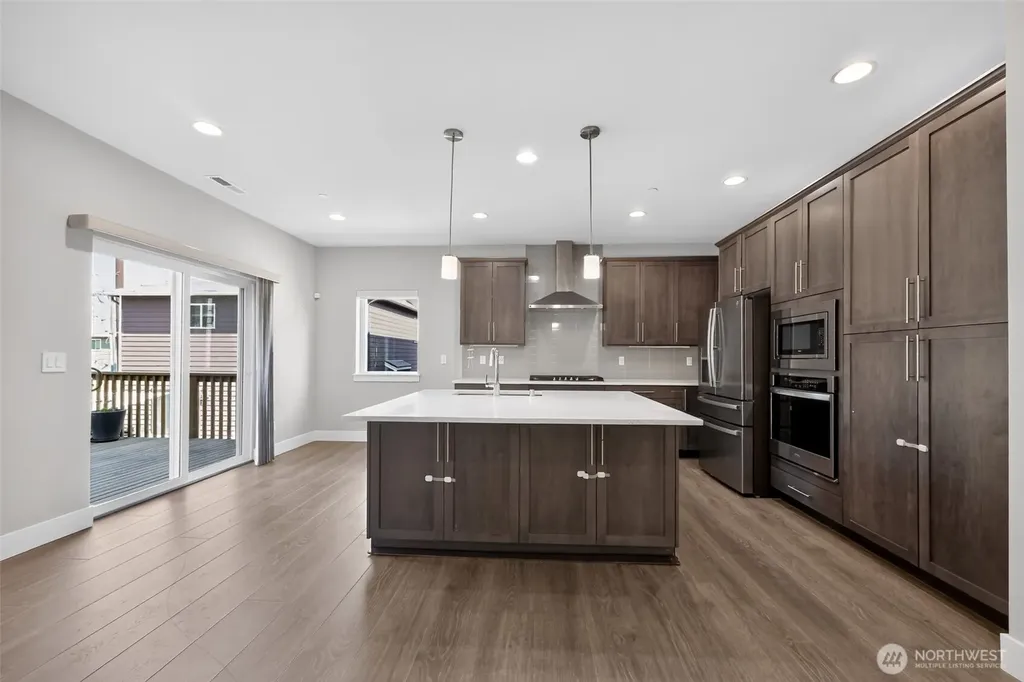 1720 182nd Place SW Lynnwood WA 98037