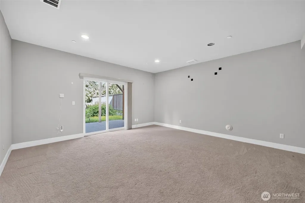 1720 182nd Place SW Lynnwood WA 98037