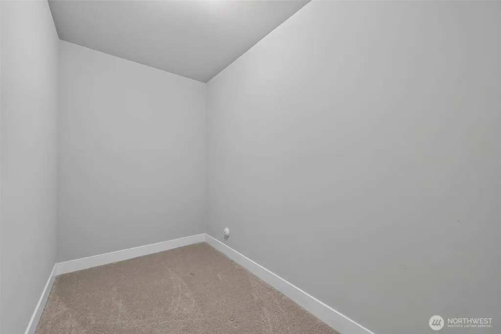 1720 182nd Place SW Lynnwood WA 98037