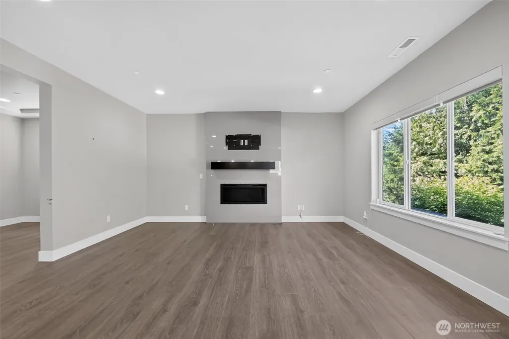 1720 182nd Place SW Lynnwood WA 98037