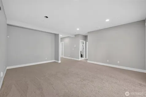 1720 182nd Place SW Lynnwood WA 98037