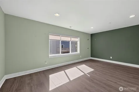 1720 182nd Place SW Lynnwood WA 98037