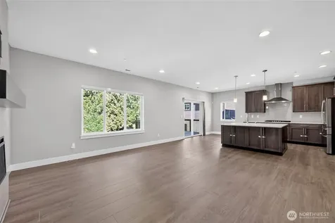 1720 182nd Place SW Lynnwood WA 98037