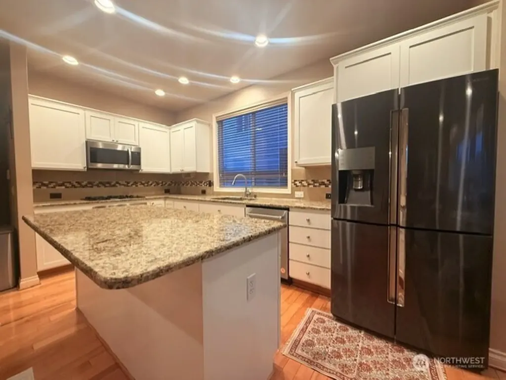 1506 225th Place SE Sammamish WA 98075