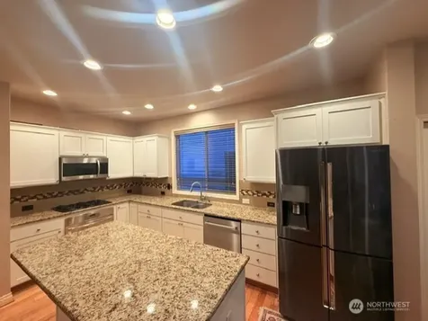 1506 225th Place SE Sammamish WA 98075