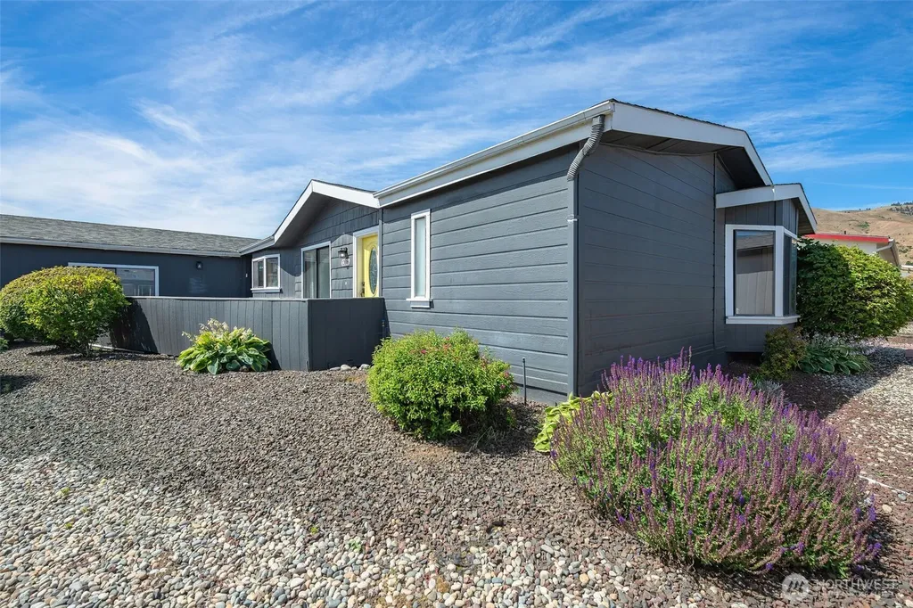 1308 Glacier Place Wenatchee WA 98801