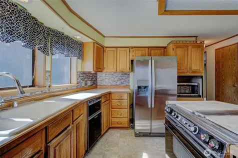 1308 Glacier Place Wenatchee WA 98801