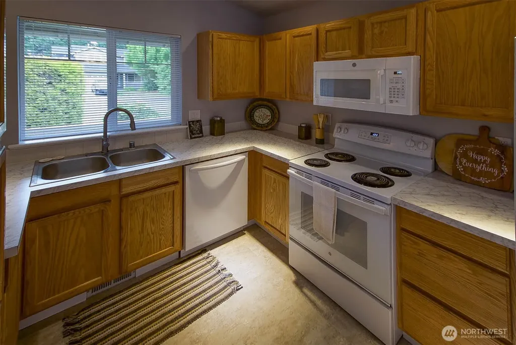 15207 Carter Loop SE Yelm WA 98597