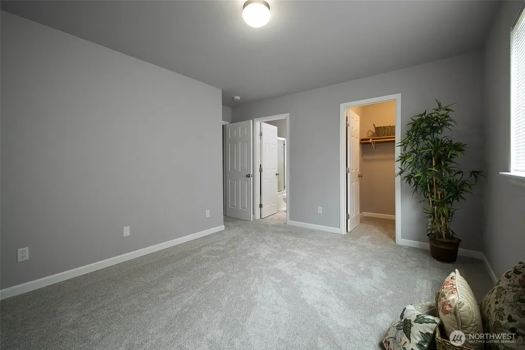 15207 Carter Loop SE Yelm WA 98597