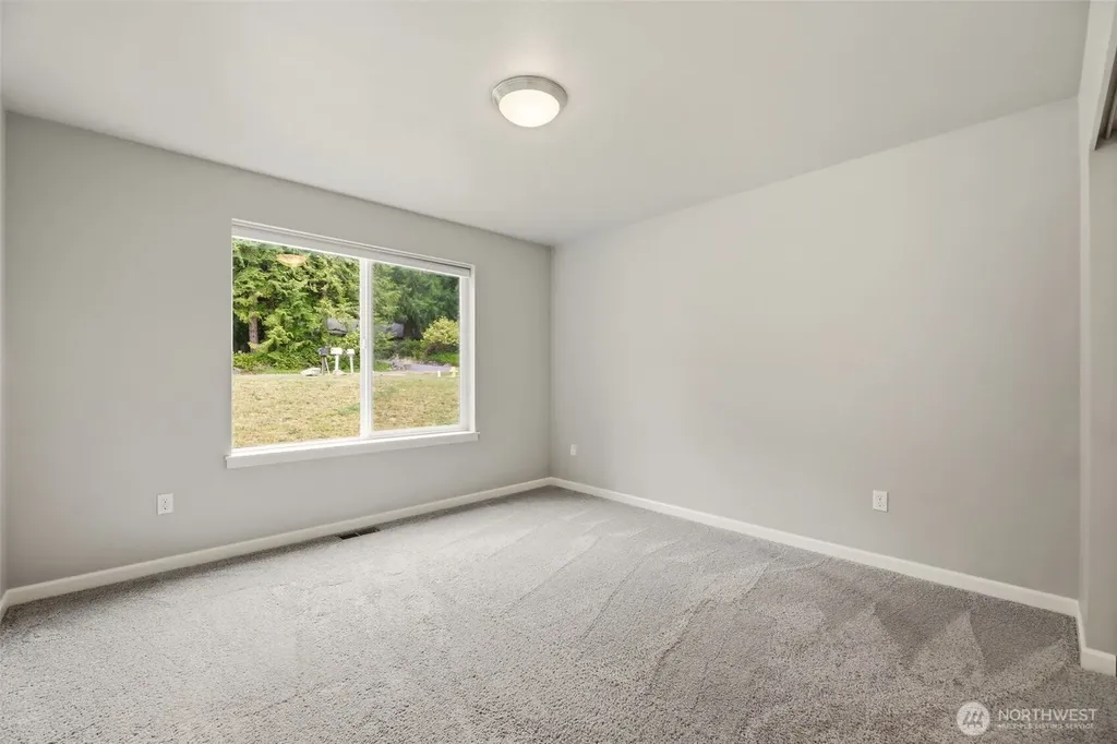 183 Rainier Lane Port Ludlow WA 98365