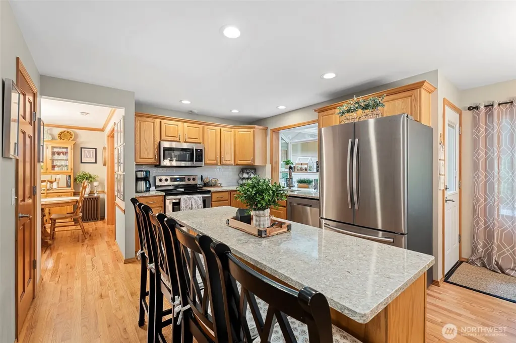 29315 204th Place SE Kent WA 98042