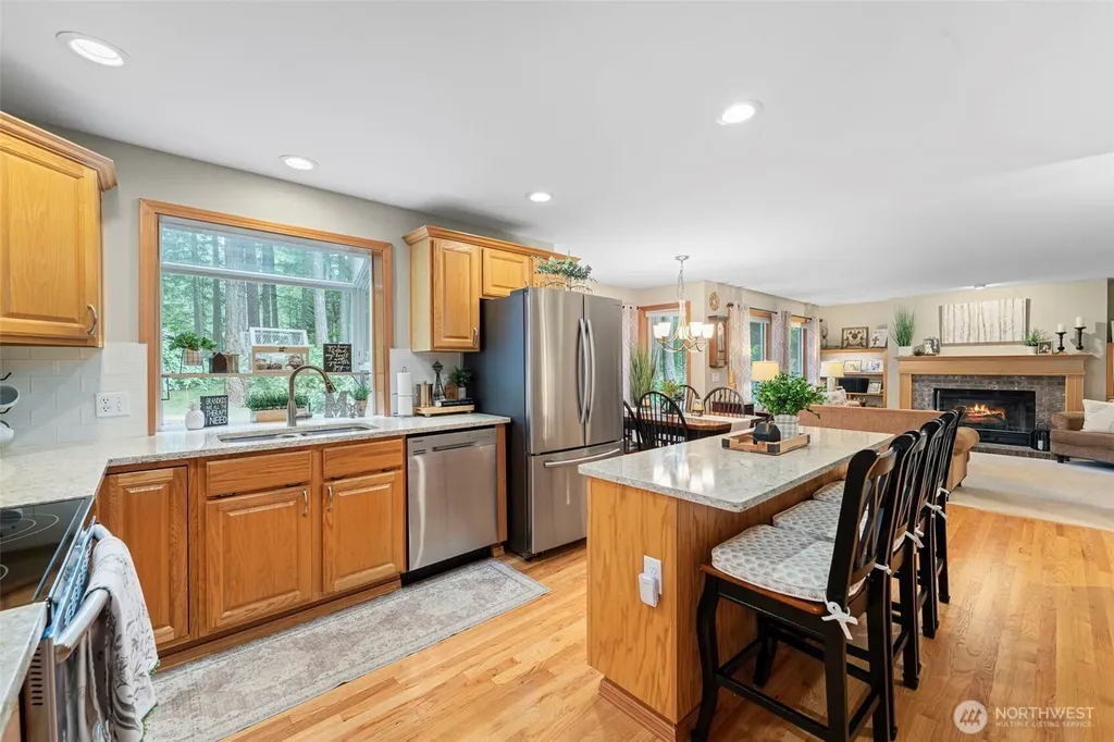 29315 204th Place SE Kent WA 98042