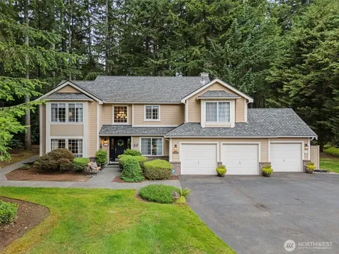 29315 204th Place SE Kent WA 98042
