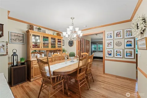 29315 204th Place SE Kent WA 98042