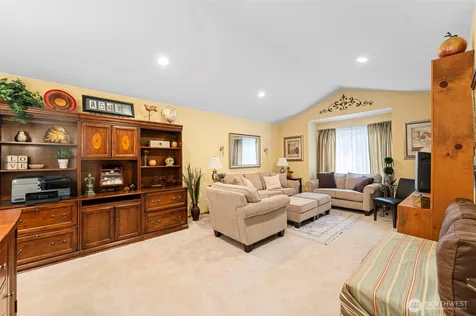 29315 204th Place SE Kent WA 98042